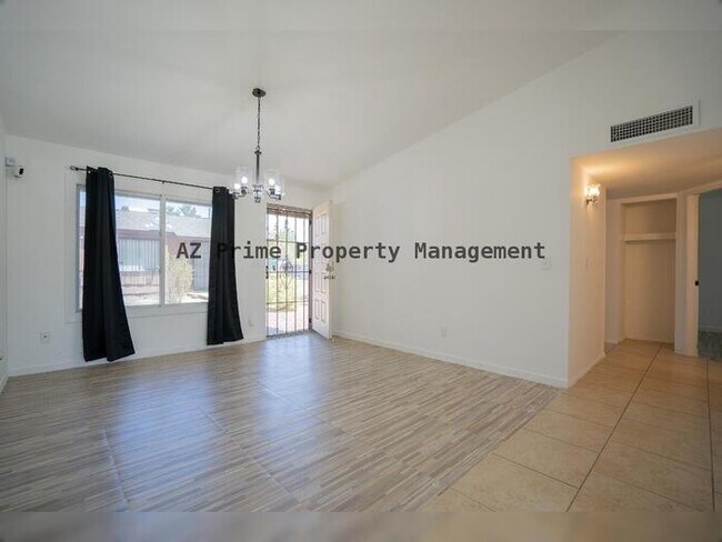 Building Photo - 3646 N 67th Ave