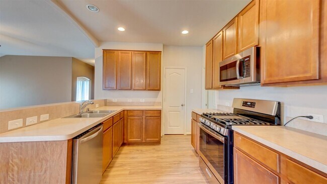 Foto del edificio - 2831 Lockeridge Bend Dr