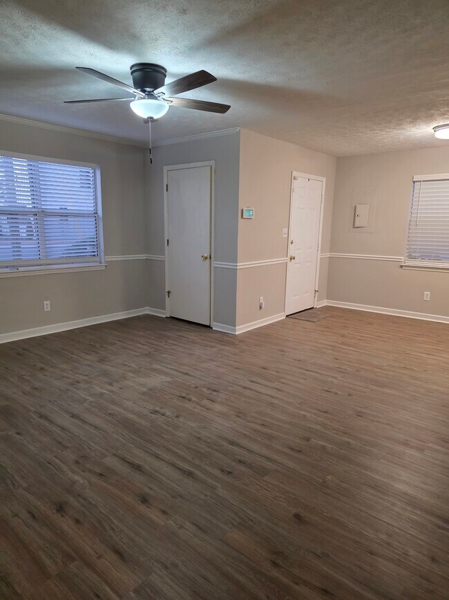 Foto del edificio - 217 S Hancock St