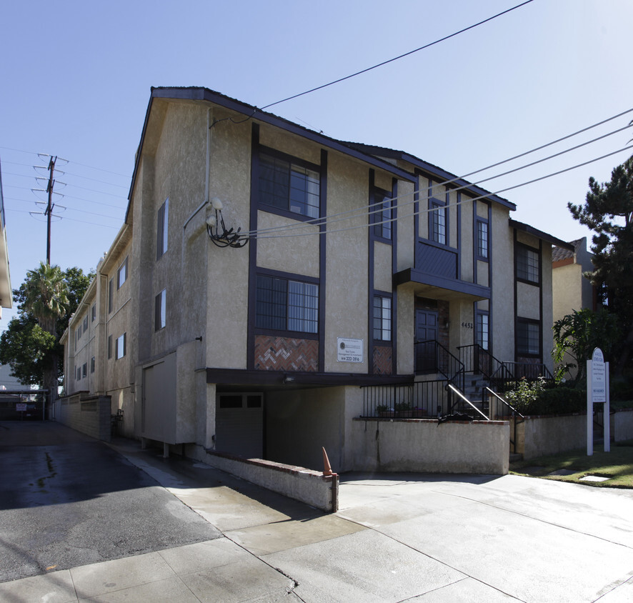 Primary Photo - 4452 Ensign Ave