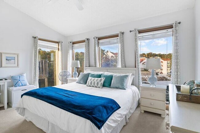 Foto del edificio - 304 Southwood Shores Cir
