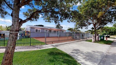 Building Photo - 15704 SW 302nd Terrace