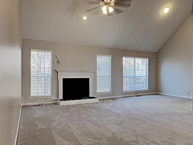 Building Photo - 2324 Peak Hill Cove