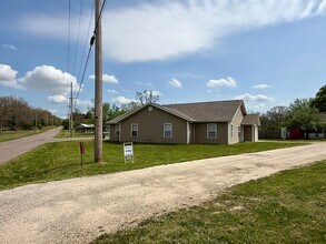 Building Photo - 12699 Co Rd 5010