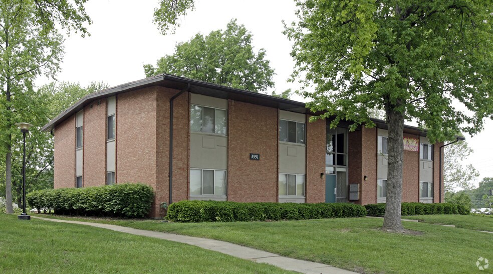 Hickory Trace Apartments
