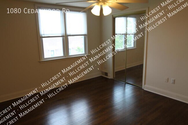 Building Photo - 1080 Cedarwood Rd