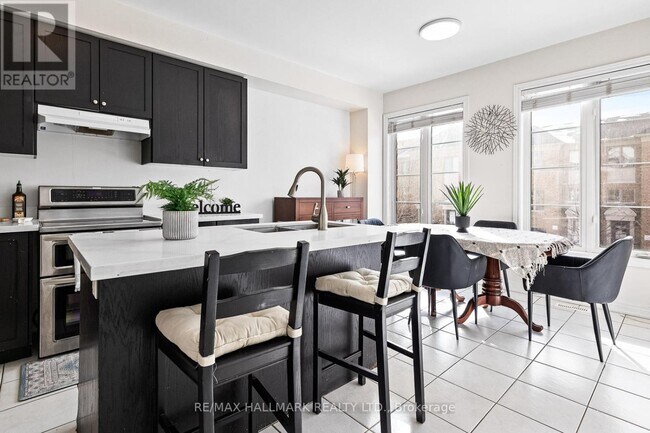 Building Photo - 60 Belanger Cres