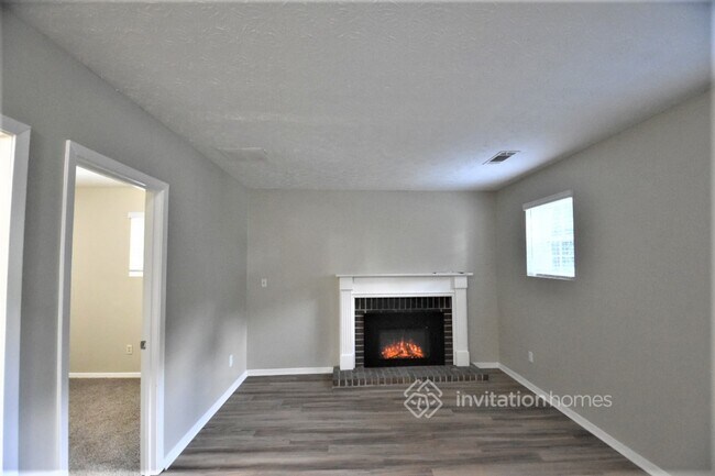 Building Photo - 85 Birch Rill Dr