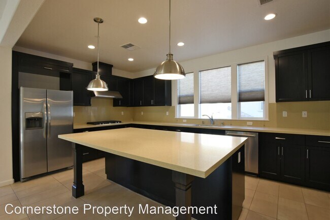 Building Photo - 4 br, 3.5 bath House - 5018 Edenvale Ave