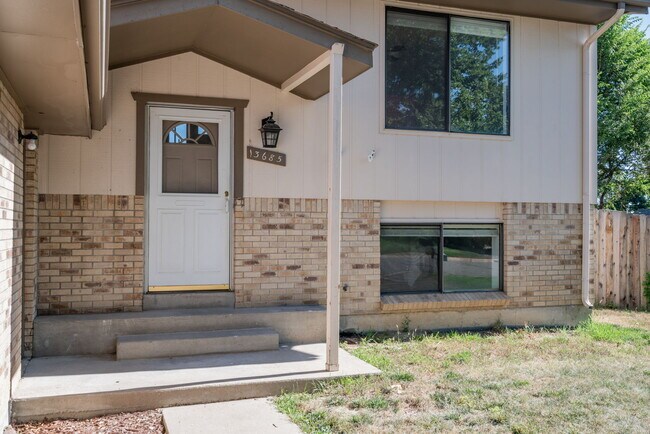 Building Photo - 13685 W 67th Cir