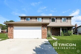 Building Photo - 6701 Foxtree Ave