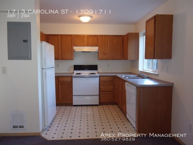 Foto del edificio - 1713 Carolina St