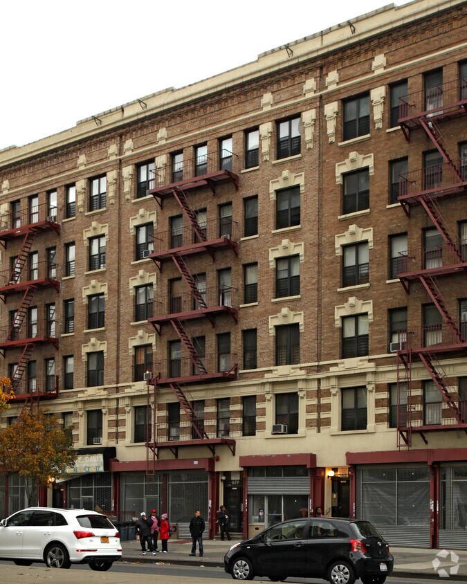 Primary Photo - 629-631 Lenox Ave