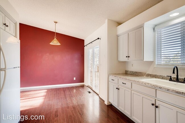 Building Photo - 3 br, 2 bath House - 2634 Deliverance Dr