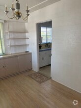 Building Photo - 1504 Gregory St