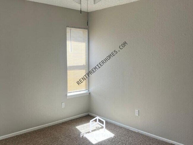 Foto del edificio - 1812 Mark Trail