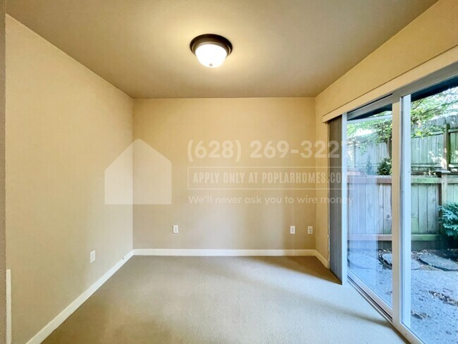 Building Photo - 705 N 94th St