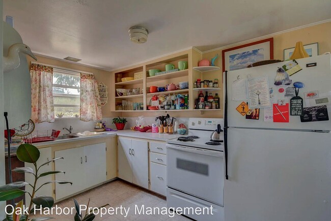 Building Photo - 1 br, 1 bath House - 5779 S Campbell Lake