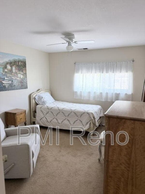 Building Photo - 744 Diogenes Dr