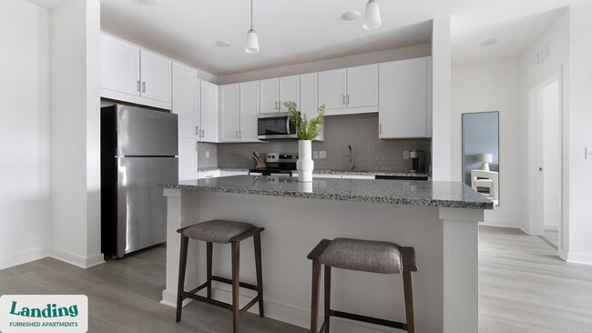 Foto del edificio - 12525 Tibbets Ln