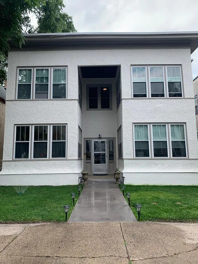 Foto principal - 3444 Colfax Ave S