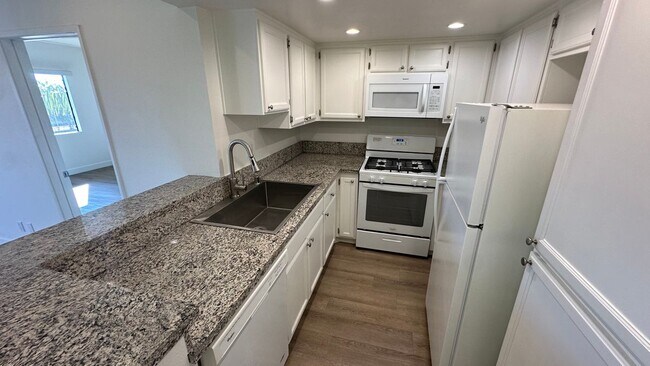 Foto del edificio - 1380 Veteran Ave