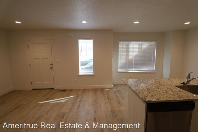 Foto del edificio - 3 br, 2.5 bath House - 172 East Valley Way...