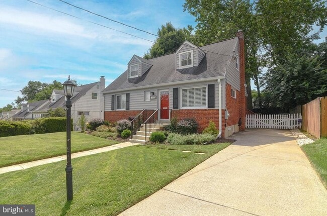 Building Photo - 13519 Grenoble Dr