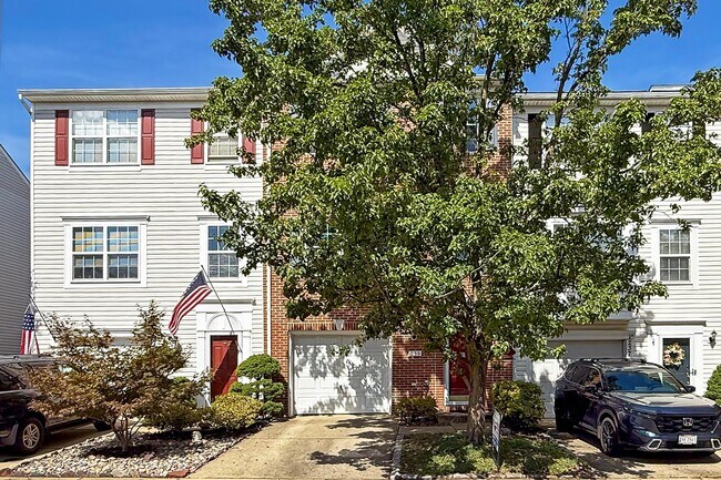 Foto del edificio - 239 Golden Larch Ter NE