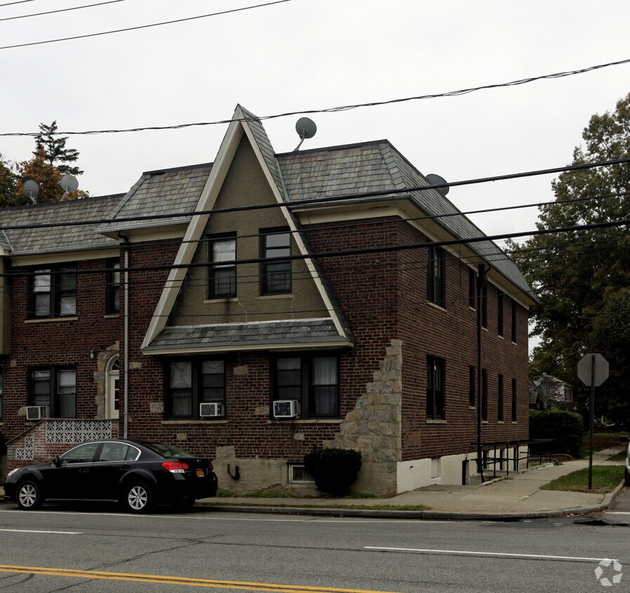 Foto del edificio - 341 Willis Ave
