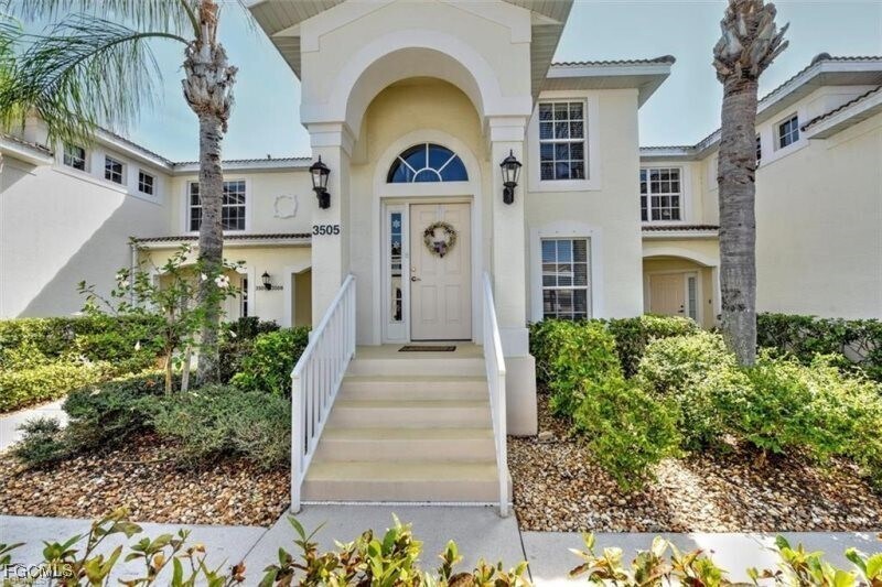 Primary Photo - 9639 Hemingway Ln