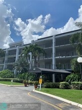 Building Photo - 16051 Blatt Blvd