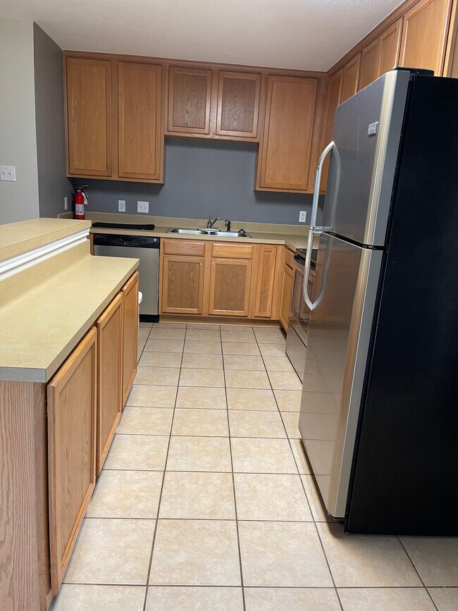 Building Photo - 23229 Richards Rd