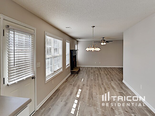 Foto del edificio - 286 Greystone Pkwy