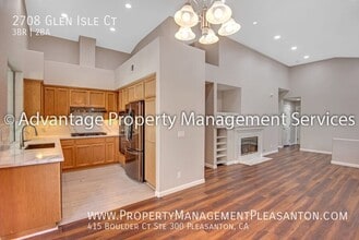 Building Photo - 2708 Glen Isle Ct