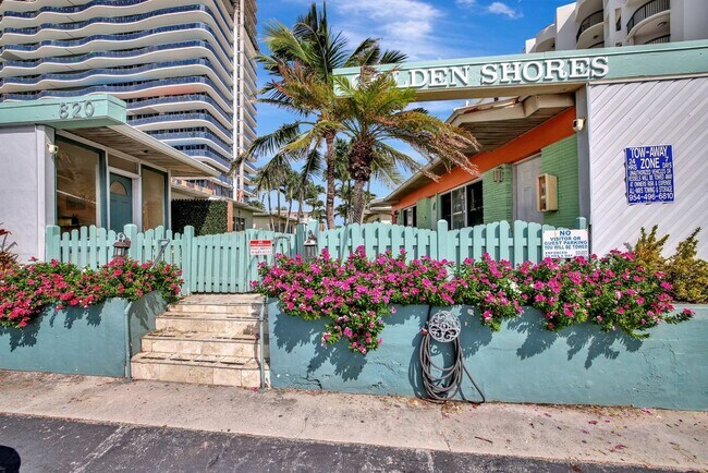 Foto del edificio - 820 N Ocean Blvd