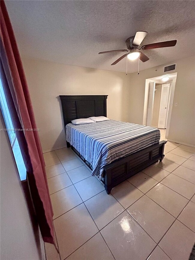 Foto del edificio - 3870 Lyons Rd