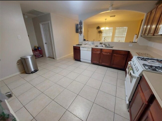 Building Photo - 17107 Beretta Bend Dr