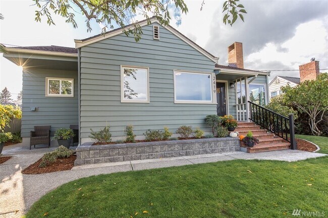 Photo - Wycoff Ave House