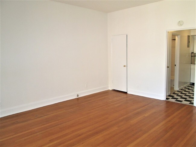 Foto del edificio - 40 E 65th St