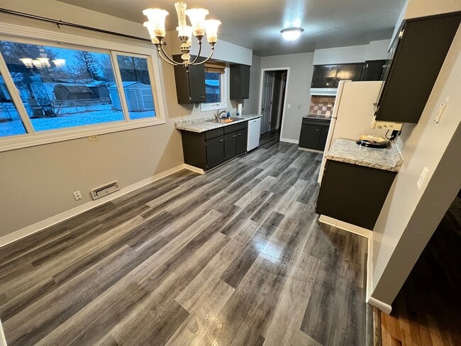 Cocina - 2143 Beloit Dr