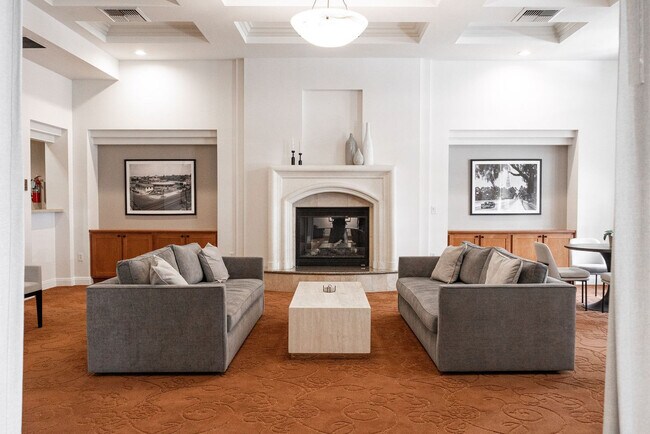 Foto del edificio - 2419 Fifth Avenue-SI FL1-ID1335156P