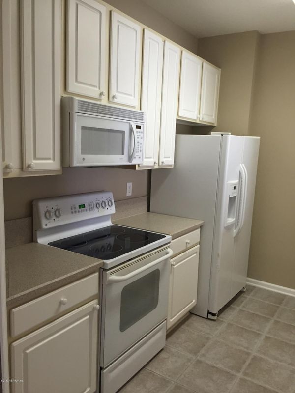 Foto del edificio - 7801 Point Meadows Dr