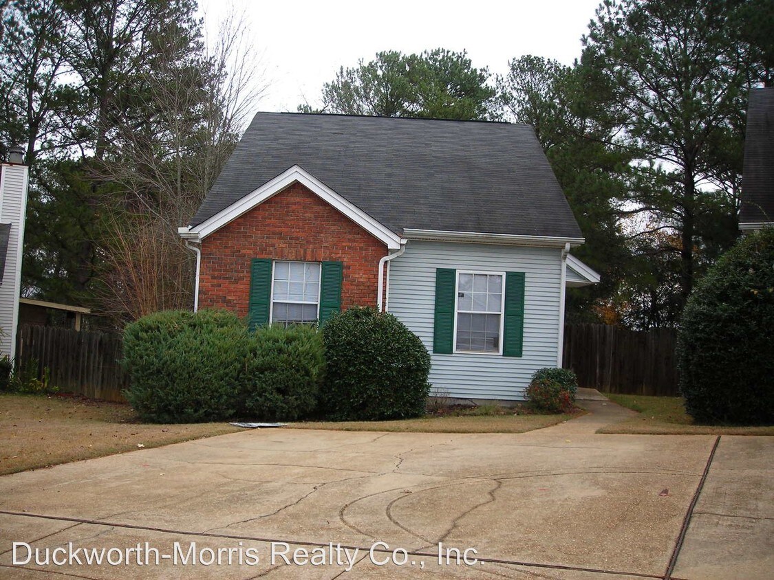 Foto principal - 3 br, 2 bath House - 2957 Meadowlark Lane