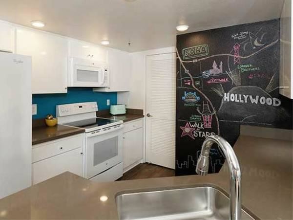 Foto del edificio - 10925 Bluffside Dr