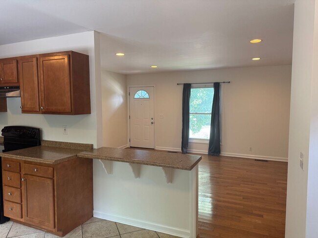 Building Photo - Great 3BR Home in the Heart of Nashville