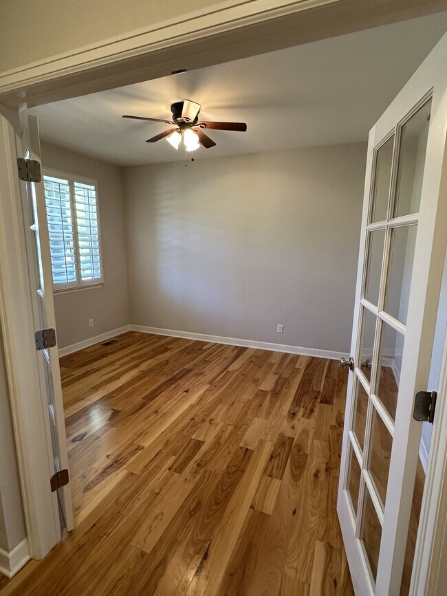 Foto del edificio - 760 Joseph Cir