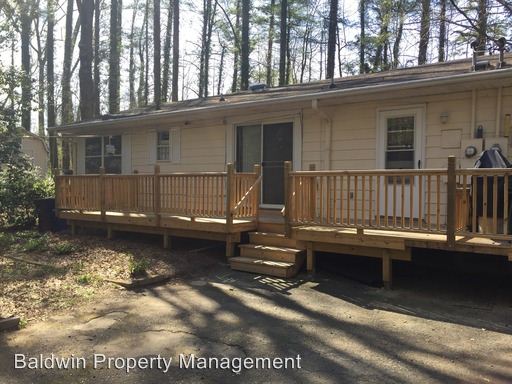 Foto principal - 5609 Germanton Rd