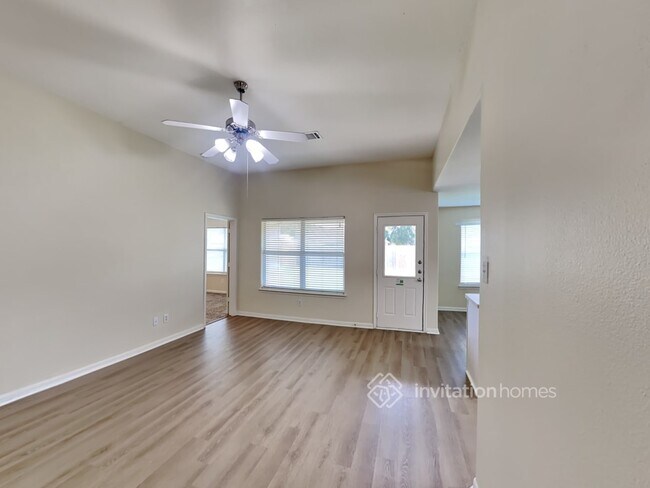 Building Photo - 4806 San Jacinto River Dr