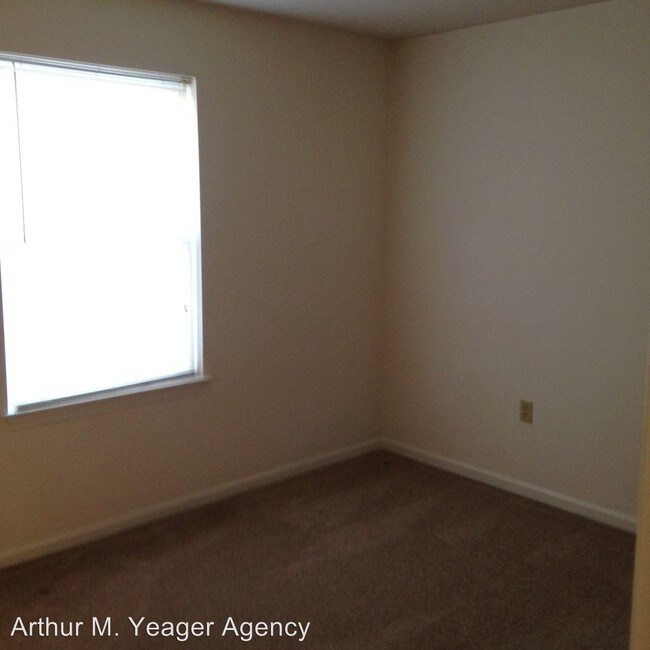 808 W Main St, Ephrata, PA 17522 Condo for Rent in Ephrata, PA